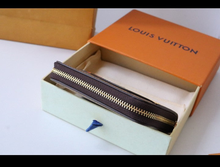 LV Wallet