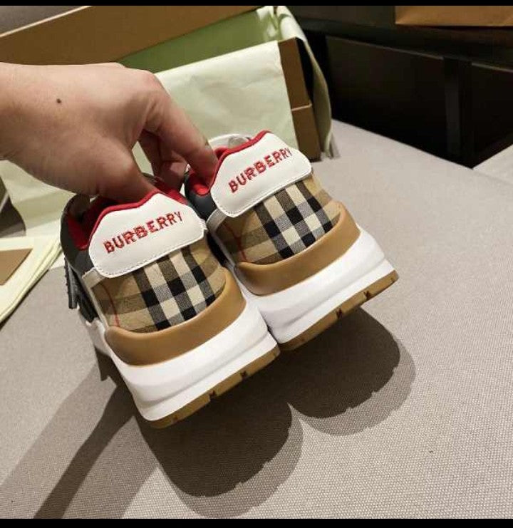 Burberry Runners