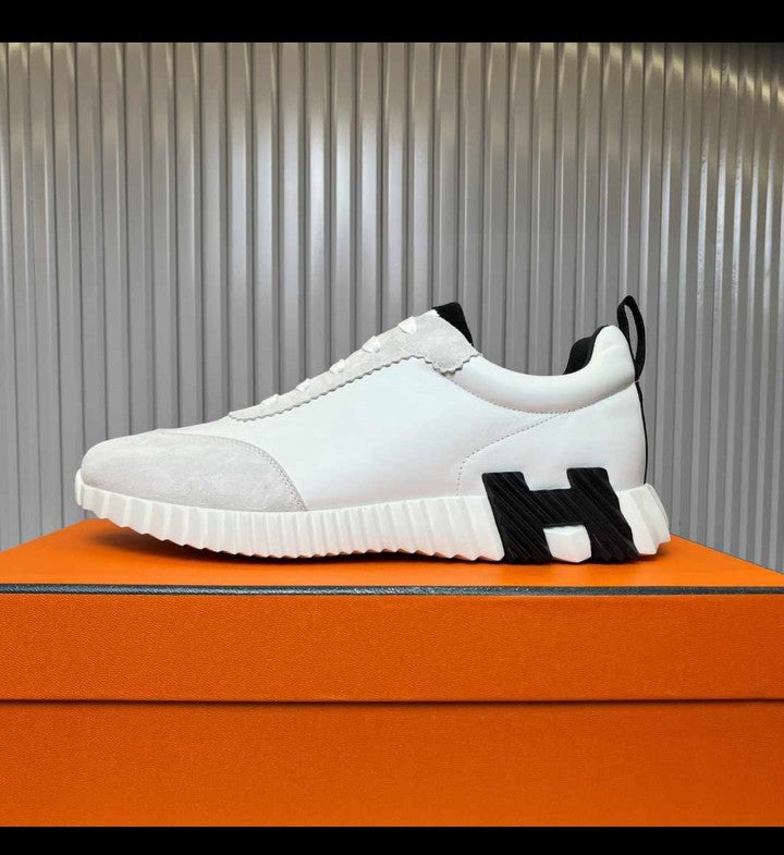 HM SPORT SHOES